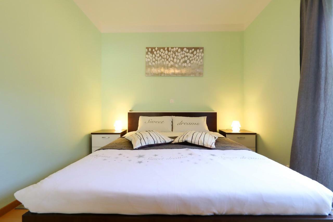 Luxury Villa Nada With Pool Petrcane Εξωτερικό φωτογραφία