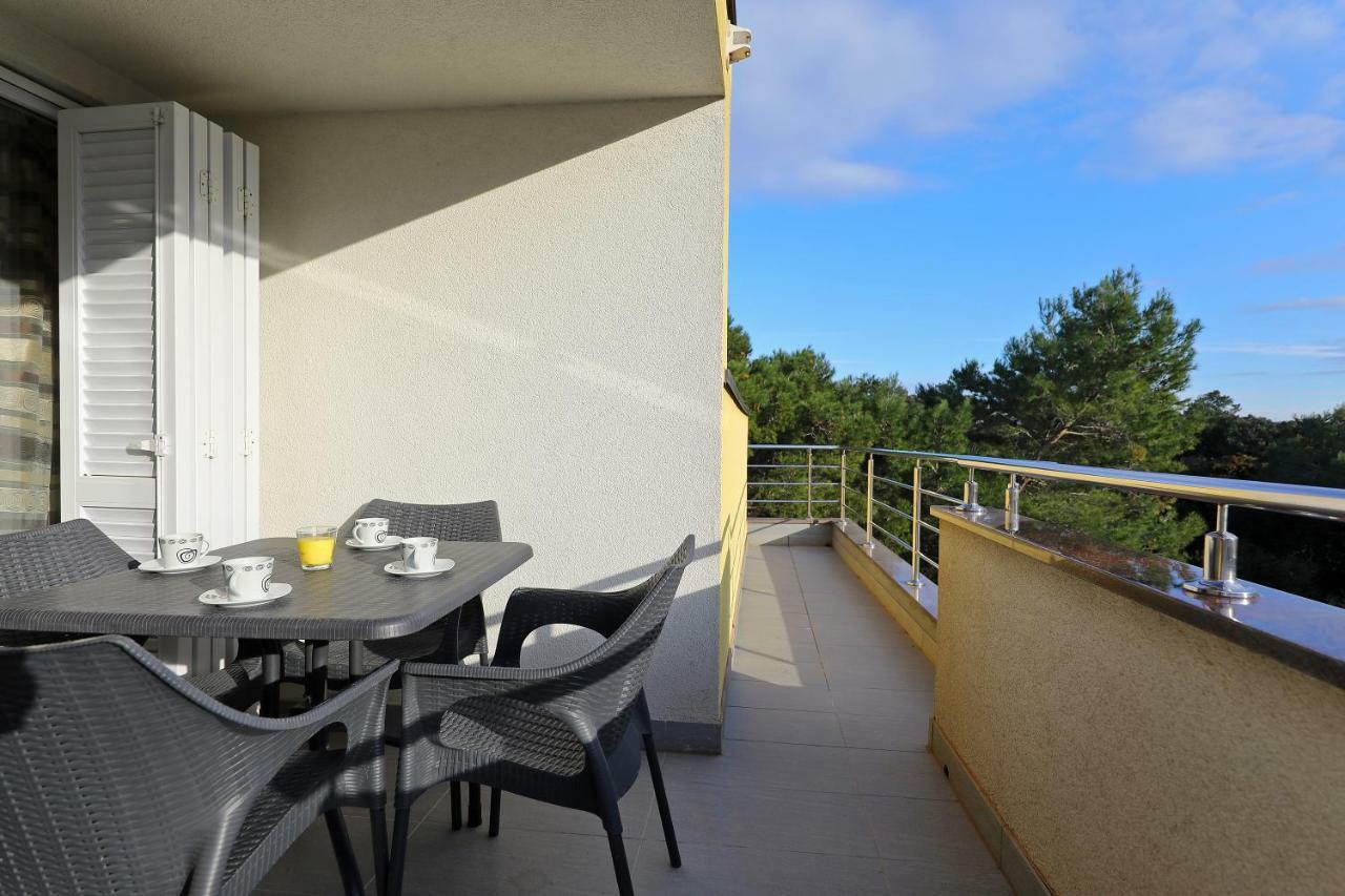 Luxury Villa Nada With Pool Petrcane Εξωτερικό φωτογραφία