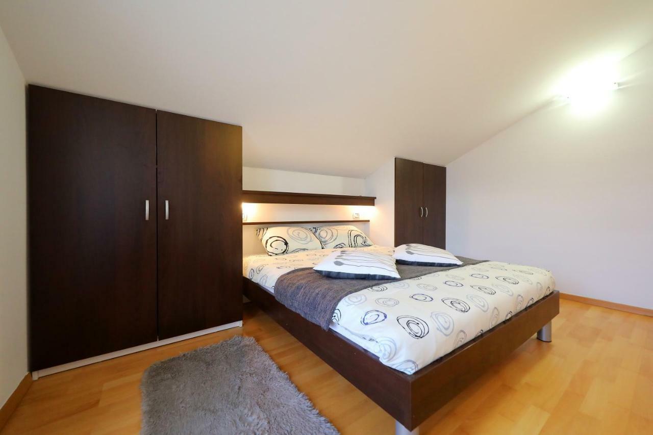 Luxury Villa Nada With Pool Petrcane Εξωτερικό φωτογραφία